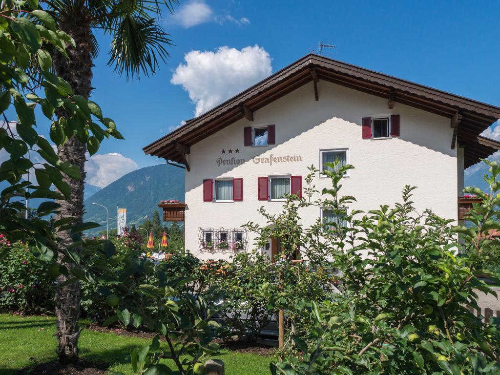 Guesthouse Pension Grafenstein Merano Extérieur photo