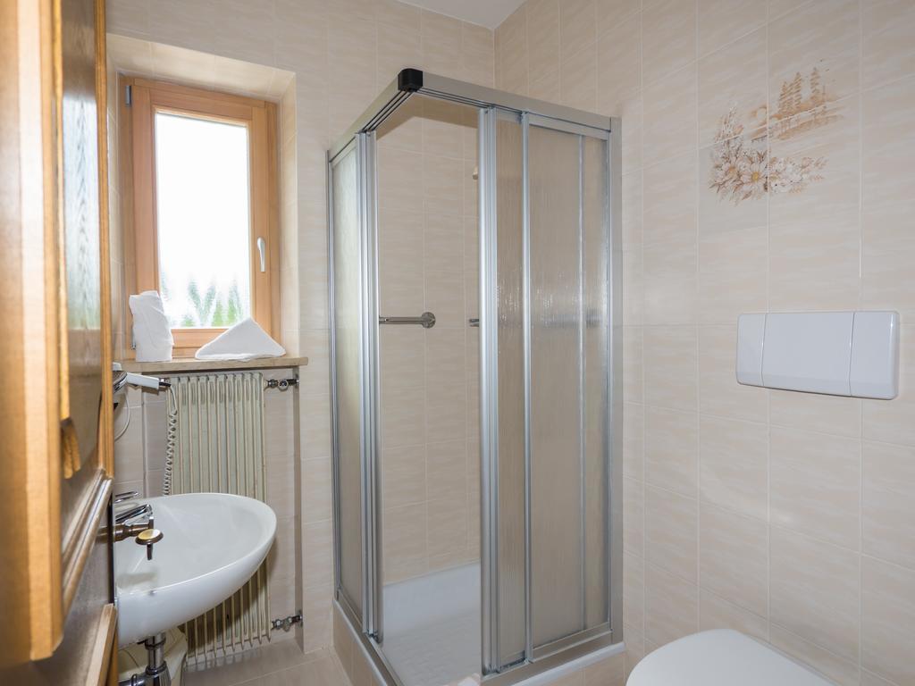 Guesthouse Pension Grafenstein Merano Chambre photo