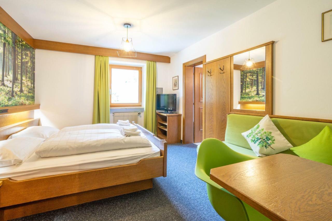Guesthouse Pension Grafenstein Merano Extérieur photo