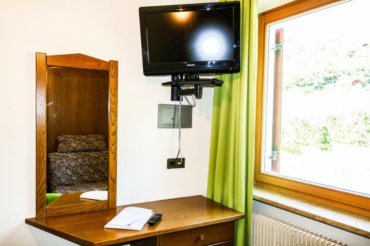 Guesthouse Pension Grafenstein Merano Extérieur photo
